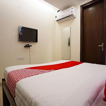 Hotel O Olive Saffron Dillí Exteriér fotografie